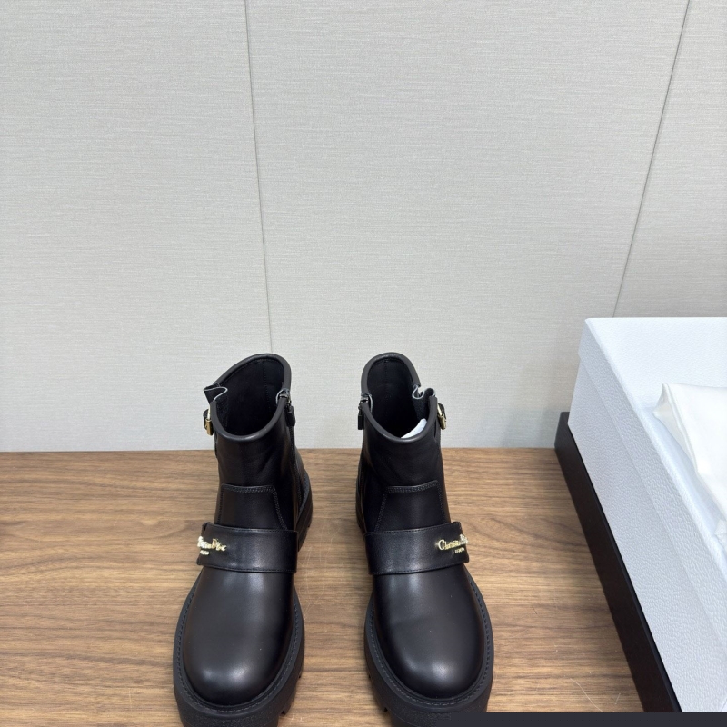 ch**an D*or boots